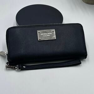 Michael Kors Zip-around Continental Black Genuine‎ Leather Jet Set Wallet